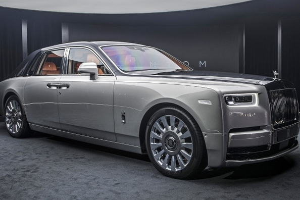 Prezentat oficial Rolls-Royce Phantom de-a opta generație