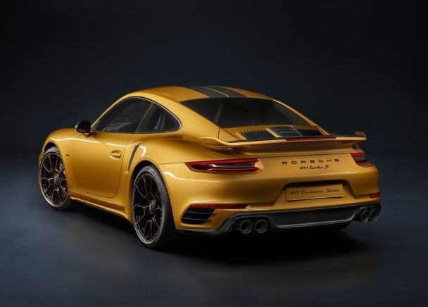 Prezentare Porsche 911 Turbo S, în modificarea Exclusive Series