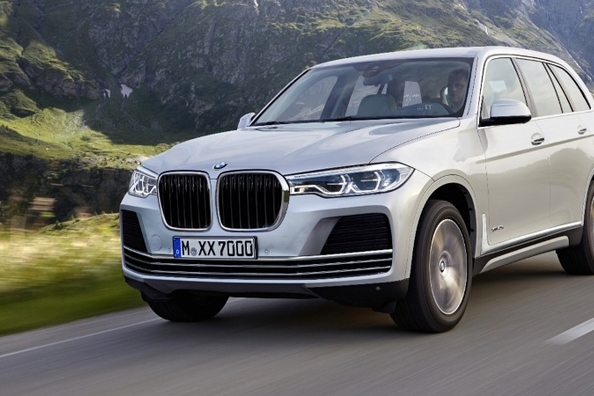 Pilot de crossover BMW X7 va prezenta cel mai apropiat de toamna