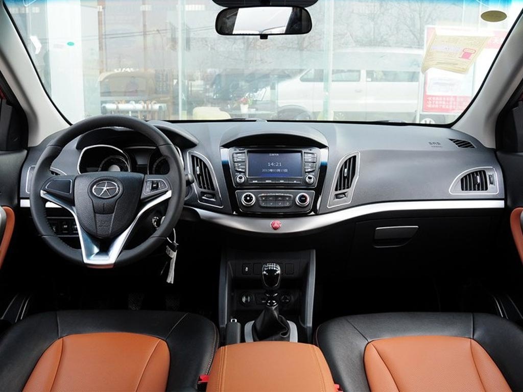 Review crossover JAC S5