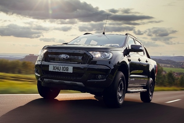 Pickup-ul Ford Ranger Black Edition în ediție limitată va fi prezentat la Frankfurt Fotografie 3