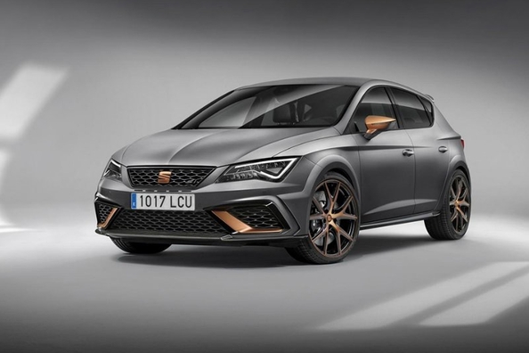Seat a dezvăluit o nouă generație a lui Leon Cupra R Fotografie 2