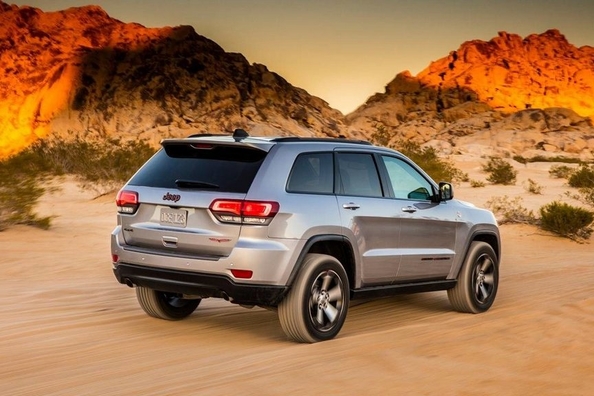 Review Jeep Grand Cherokee nouă generație Fotografie 3