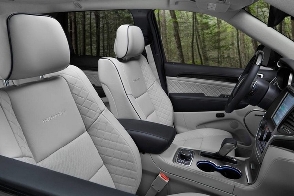 Review Jeep Grand Cherokee nouă generație Fotografie 5