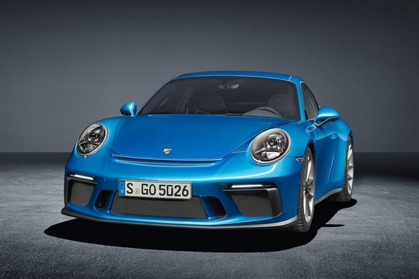 Porsche a prezentat o versiune specială 911 GT3 Touring Package Fotografie 1