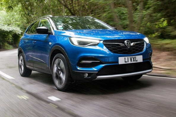 Vauxhall va lansa noul crossover Grandland X Sport