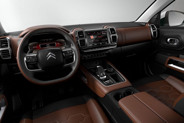 Review nou model de suv Citroen C5 Aircross Fotografie 5