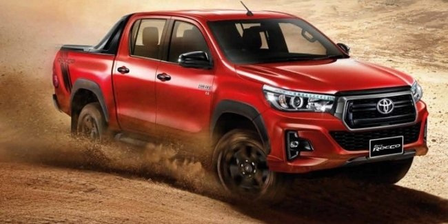 Toyota va lansa actualizat pick-up Hilux