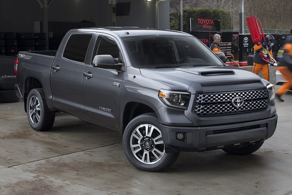 Review actualizat Toyota Tundra pick-up Fotografie 2
