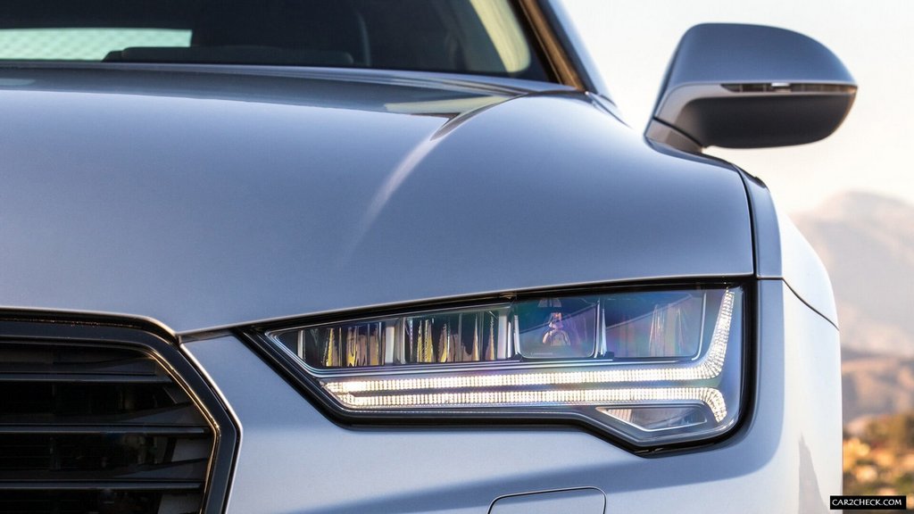 Îmbunătățim în faruri lumina de întîlnire de la Audi