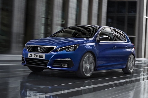 Hatchback Peugeot 308 a doua generație