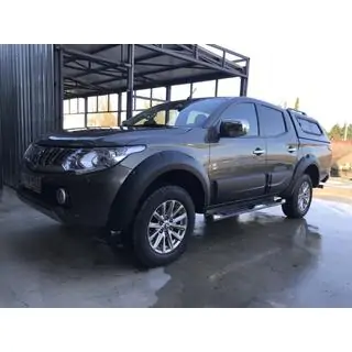 Hardtop cu geamuri culisante Mitsubishi L200 2015-2024 foto 3