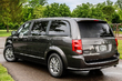 Minivan-a cincea generație Dodge Grand Caravan foto 2