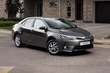 Prezentare generală a popularului sedan Toyota Corolla foto 2