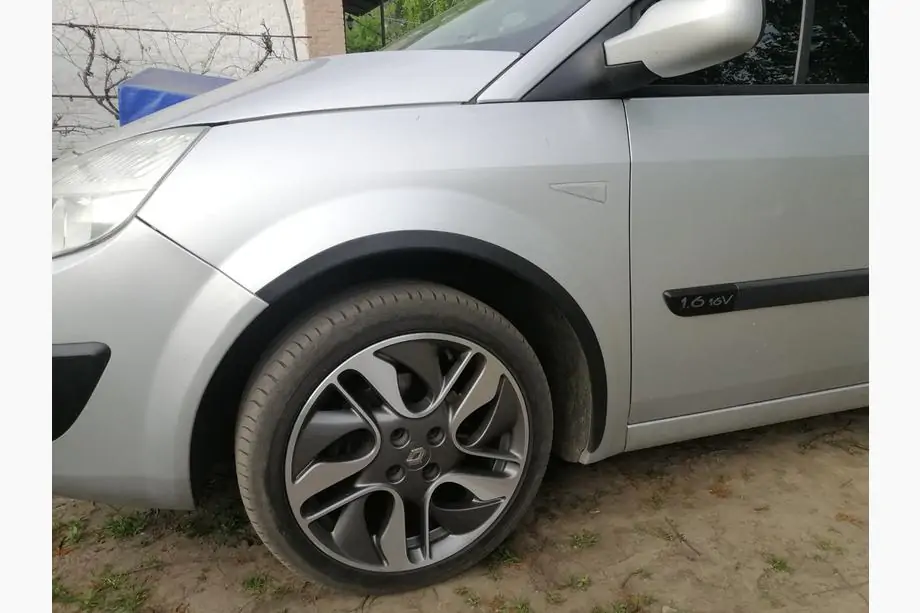 Renault Scenic/Grand 2003-2009 Extensii aripi (4 buc, negre) Image