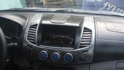 Mitsubishi L200 2006-2015 Set ornamente bord (11 piese) foto 6