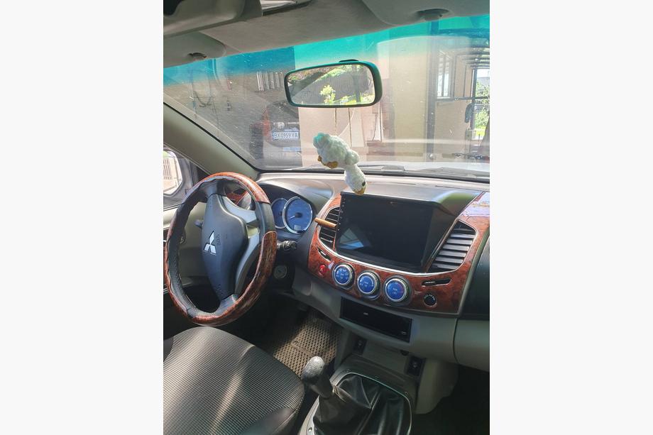 Mitsubishi L200 2006-2015 Set ornamente bord (11 piese) Titan Foto 11
