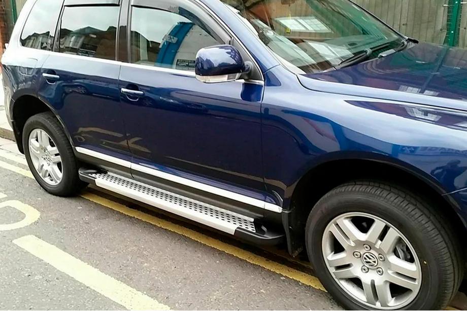 Volkswagen Touareg 2002–2010 Praguri Laterale Allmond Grey (2 buc, Aluminiu) Image
