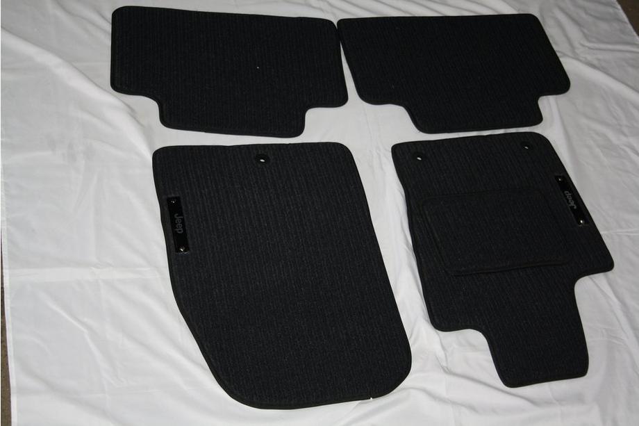 Jeep Grand Cherokee WK2 2010-2021 Covorase textile (Corona) Foto 9