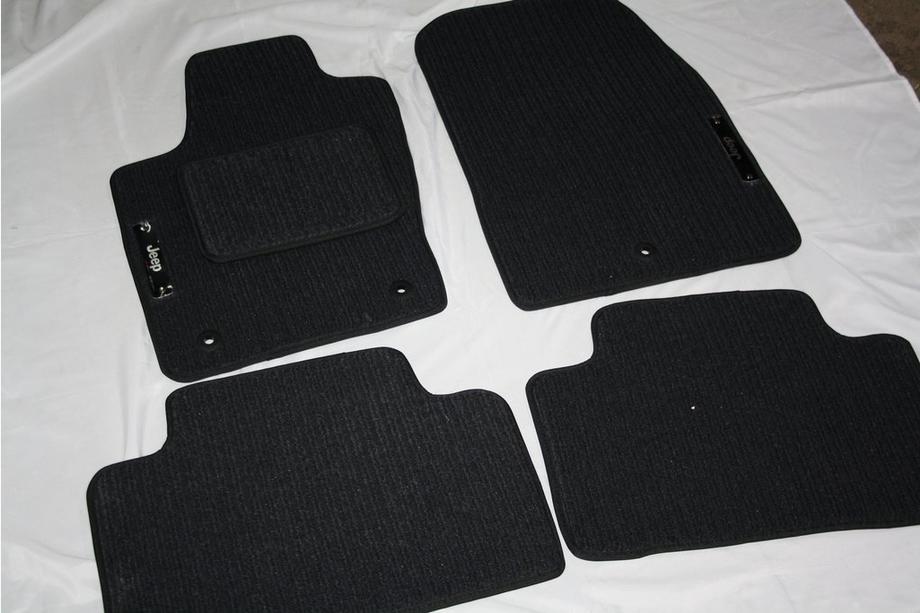 Jeep Grand Cherokee WK2 2010-2021 Covorase textile (Corona) Foto 10