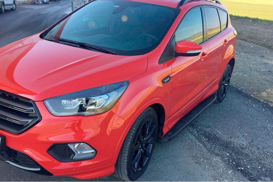 Ford Kuga/Escape 2013-2019 Praguri Laterale Tayga Black (2 buc, Aluminiu) Image