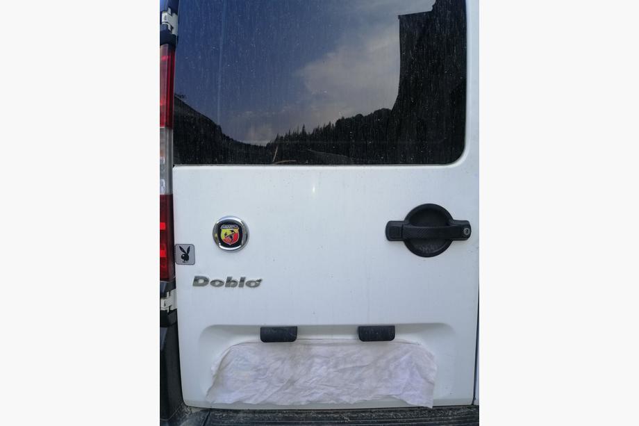Fiat Doblo I 2005-2010 Emblema (Abarth, autocolant) 95 mm Foto 3