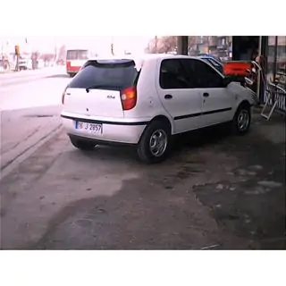 Spoiler scurt (pregatit pentru vopsire) foto 3