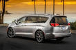 Review minivan Chrysler Pacifica foto 1