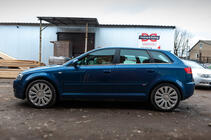 Audi A3 2003-2012 Molduri inferioare geam inox foto 2