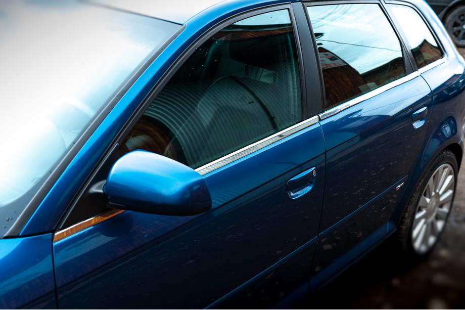 Audi A3 2003-2012 Molduri inferioare geam inox Image