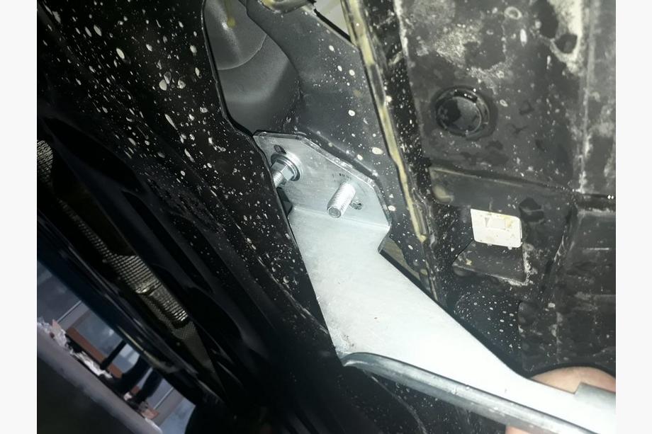 Ford Kuga/Escape 2013-2019 Praguri laterale Bosphorus Grey (2 buc, aluminiu) Cu ornamente pe usi Foto 10