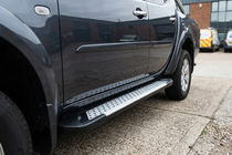 Fiat Fullback 2016- Praguri laterale tip X5 (2 buc, aluminiu) foto 1