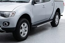 Fiat Fullback 2016- Praguri Laterale Duru (2 buc, Aluminiu) foto 1
