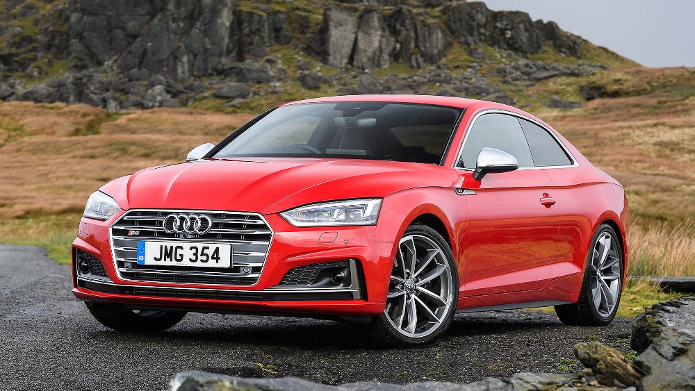 Review Audi A5 Coupe a doua generație