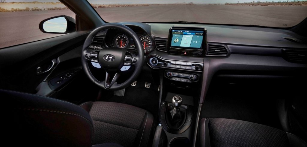Review hatchback Hyundai Veloster a doua generație