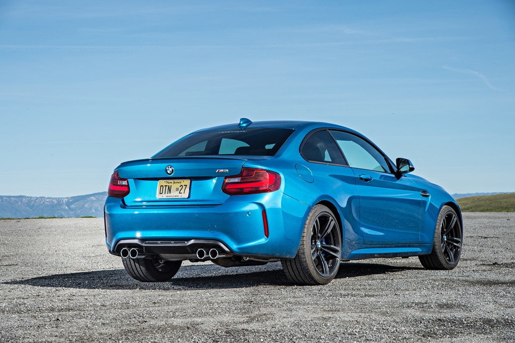 Review încărcat coupe BMW M2