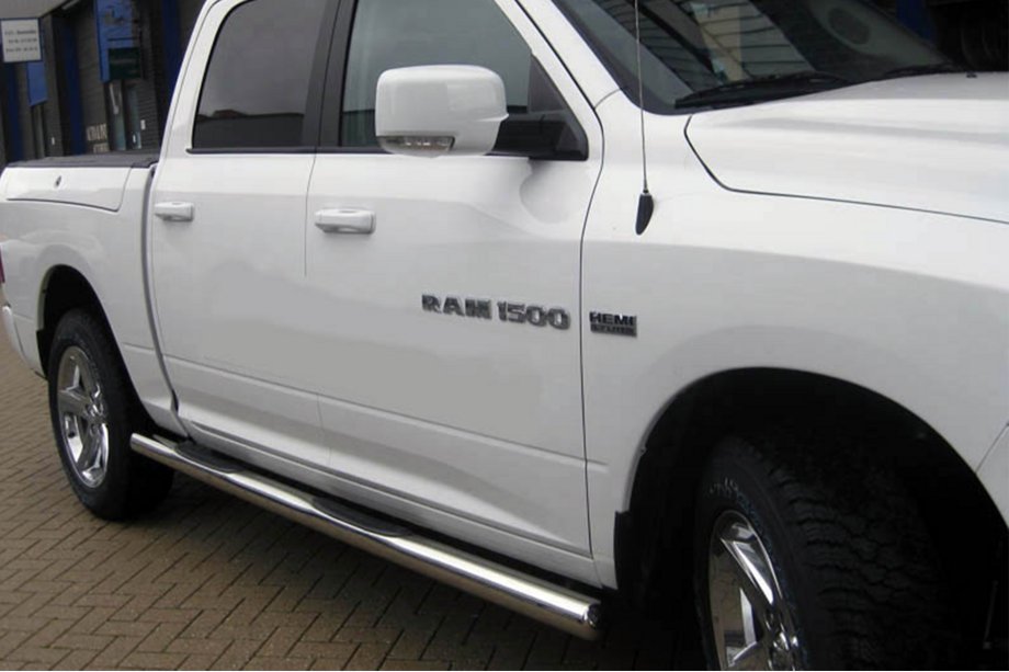 Dodge RAM (DT) 2018– Tevi Laterale Standard (2 buc., Inox) Image