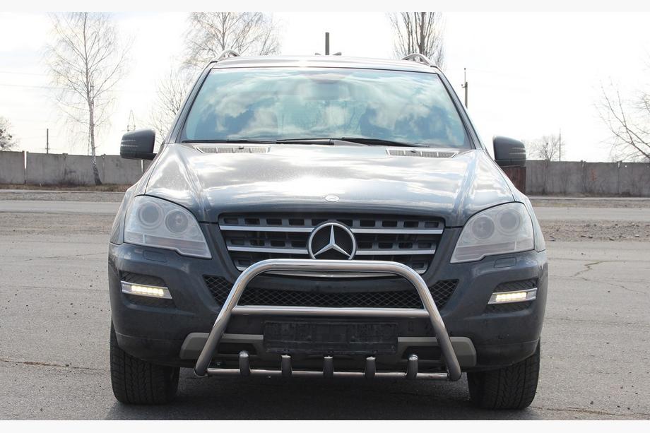 Mercedes ML W164 2005-2011 Bullbar WT003 (Inox) Image