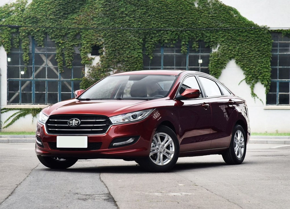 Review sedan FAW Besturn B50 a doua generație
