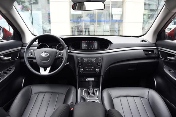 Review sedan FAW Besturn B50 a doua generație Fotografie 6