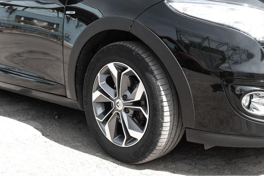 Renault Megane III 2009-2016 Extensii aripi (8 buc, negre) Hatchback – Metal Foto 5