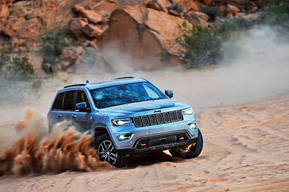 Review suv-ul Jeep Grand Cherokee Trailhawk