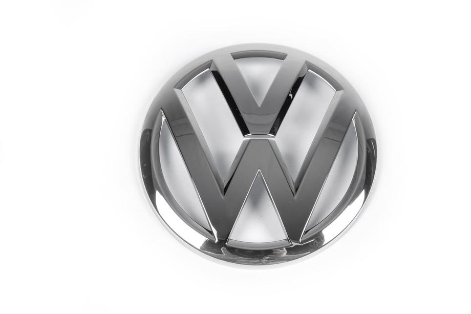 Volkswagen Tiguan 2016-2023 Emblema spate (partea superioara, Original) Foto 2