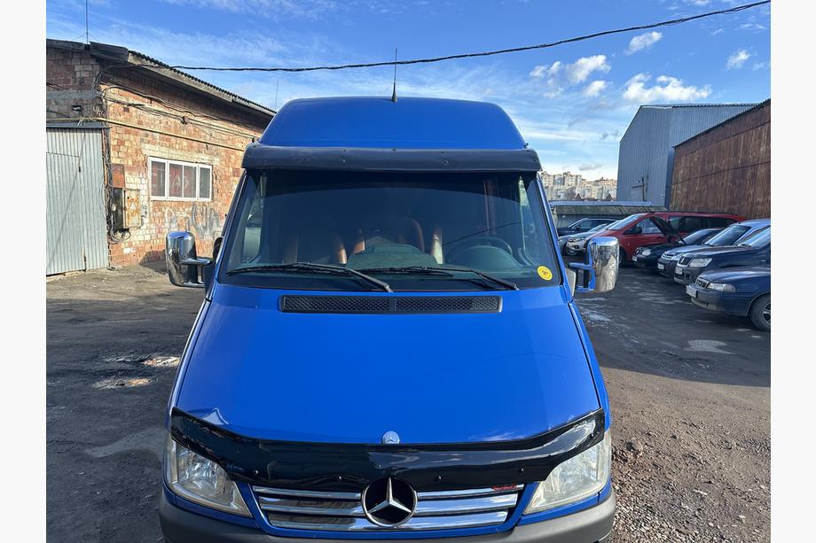 Mercedes Sprinter W901/902/903/904/905 1995–2006 Viziera parbriz (negru lucios, 5mm) Foto 8