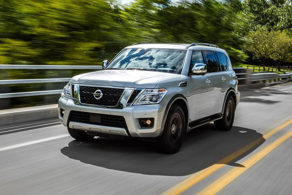 Review suv Nissan Armada a doua generație Fotografie 7