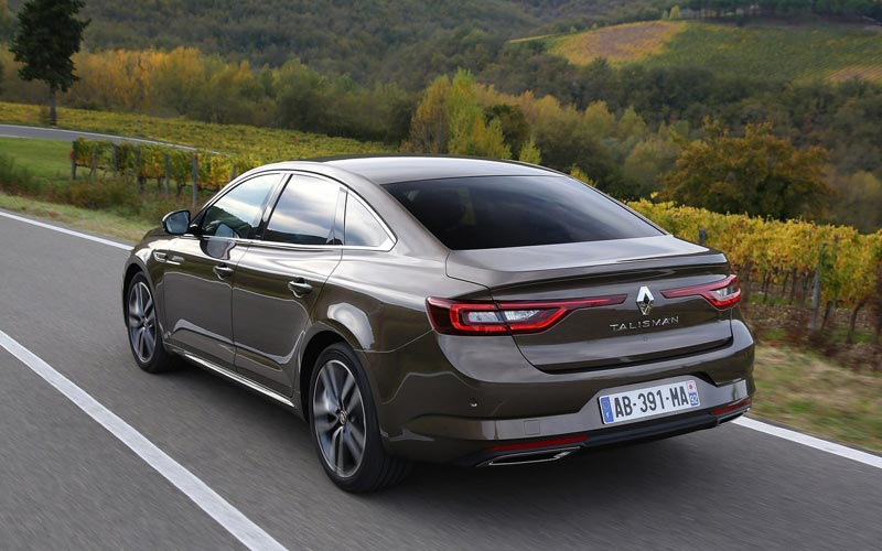 Review sedan Renault Talisman