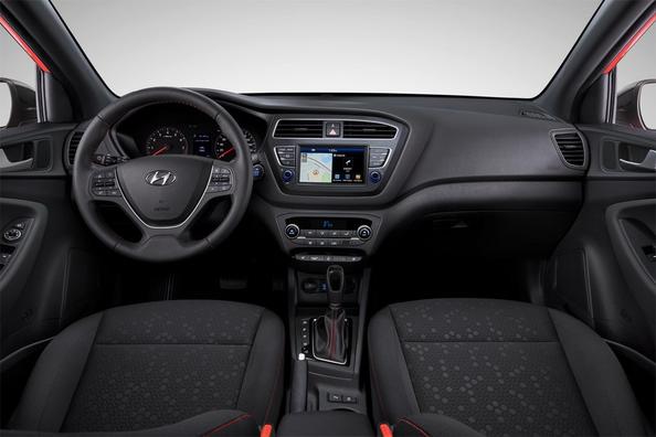 Actualizat hatchback cu cinci uși Hyundai i20 Fotografie 5