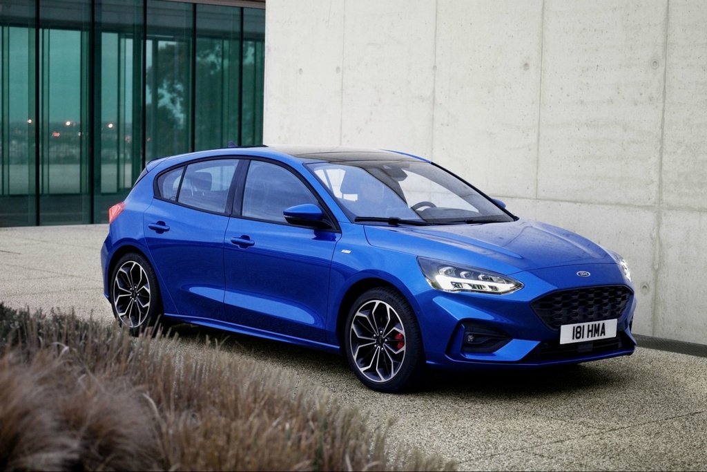 Hatchback-a patra generație de Ford Focus