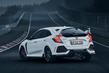 A cincea generatie a hot-hatchback Honda Civic Type R foto 2