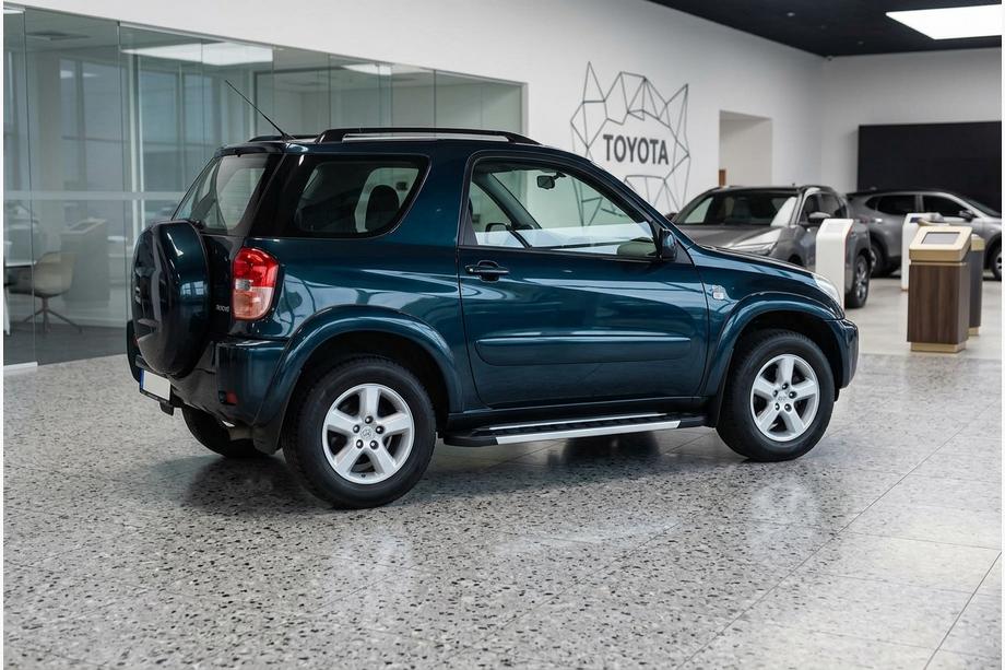 Toyota Rav 4 2001-2005 Praguri Laterale RedLine V1 (2 buc, Aluminiu) Image